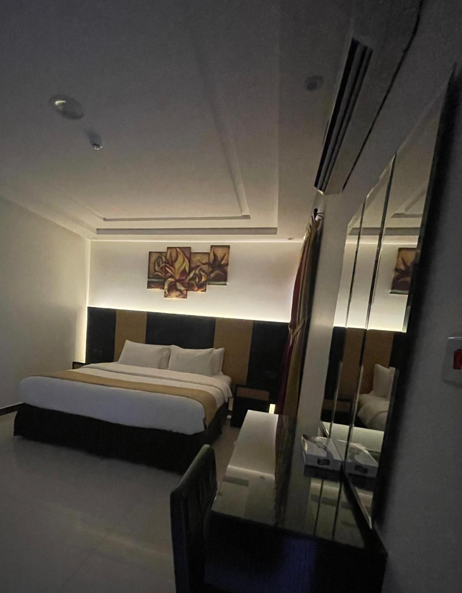 Tulip Al Rawdah Aparthotel